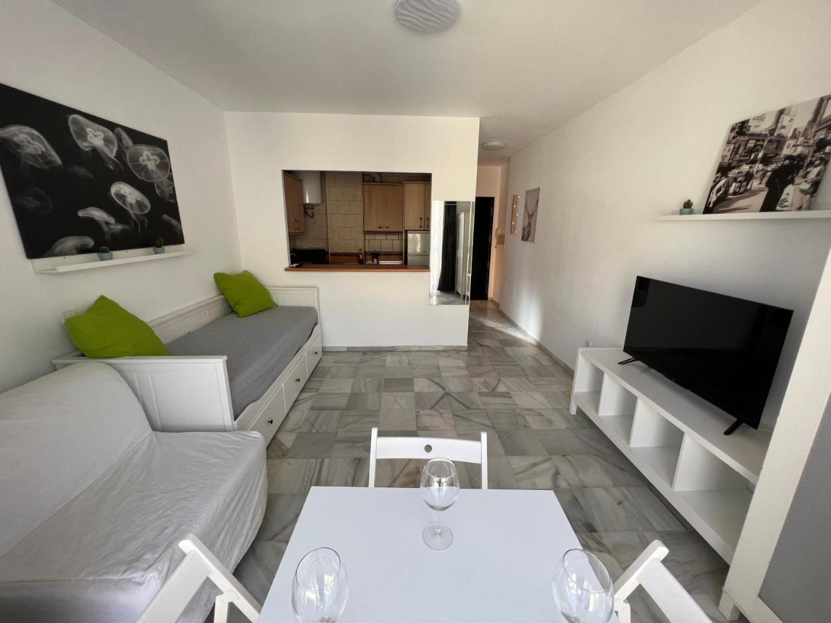 Genuar Apartments Malaga Center 3 Buitenkant foto